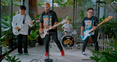 Kolaborasi dengan Vokalis Lolot Band, Stand Here Alone Rilis Lagu Terbaru Pura-Pura Terluka Tentang Playing Victim