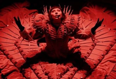 Lady Gaga Sempat Alami Kendala Mikrofon Mati saat Tampil di Coachella 2025