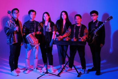 Daniel Dyonisius dan Varnasvara Rilis Single Terbaru Wanita , Angkat Kisah Tragedi 1998