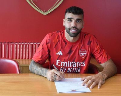 Resmi! Arsenal Boyong David Raya dari Brentford dengan Status Pinjaman