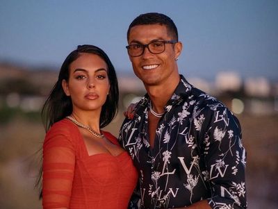 Kisah Asmara Ronaldo dan Georgina: Cinta Pandangan Pertama Si Kaya pada SPG, Bak Drama Korea!