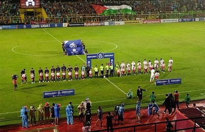 Suporter Liga 1 dan Liga 2 Kompak Beri Dukungan untuk Palestina
