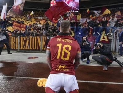 Pecat Jose Mourinho, AS Roma Tunjuk Sosok Legenda Klub Ini sebagai Suksesor!