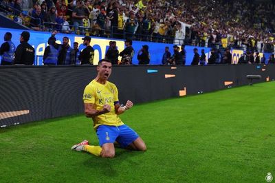 Tua-tua Keladi! Cristiano Ronaldo Kembali Cetak Rekor Baru di usia 39 Tahun Bersama Al Nassr
