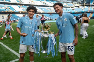 Jika Kesepakatan Semenyo Tercapai, Oscar Bobb Akan Tinggalkan Manchester City