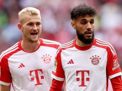 MU Mau Borong De Ligt dan Mazraoui dari Bayern Munchen, Emang Sanggup?