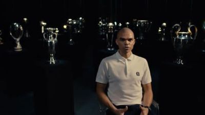 Pepe Umumkan Pensiun di Usia 41 Tahun, Ini Deretan Prestasinya yang Mengagumkan!