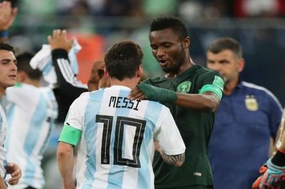 Ketika John Obi Mikel Marah Saat Penghargaan Golden Ball Piala Dunia U-20 2005 Direbut Oleh Lionel Messi