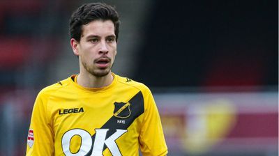 Thom Haye Berpeluang Kembali ke NAC Breda, Tawaran Menggiurkan dari Klub Lama