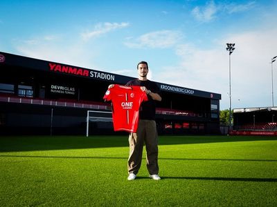 Thom Haye Geram ke Almere City Usai Dipermalukan Klub Kasta Ketiga Liga Belanda: Kekalahan Ini Lebih Buruk!