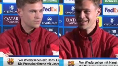 Momen Lucu Joshua Kimmich Alami Mati Listrik di Konferensi Pers Barcelona vs Bayern Munchen
