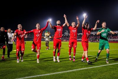 Thom Haye Raih Kemenangan Perdana Bersama Almere City di Liga Usai Lawan Klubnya Calvin Verdonk
