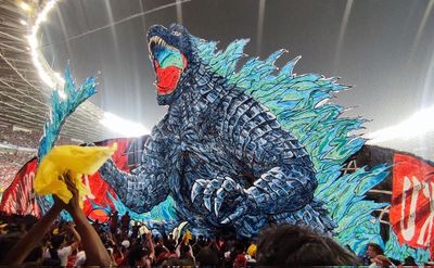 Koreografi Spanduk Raksasa di Laga Timnas Indonesia vs Jepang Picu Protes: Penonton Kehilangan Momen Nyanyi Indonesia Raya