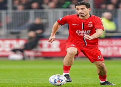 Alireza Jahanbaksh Kritik Thom Haye Usai Memberikan Gestur tak Mengenakkan Kepada Suporter Heerenveen