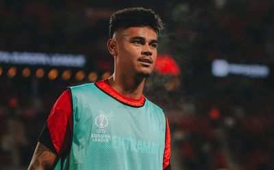 Kerap Alami Cedera, Pundit Asal Belanda ini Sebut Mees Hilgers Pemain Kaki Kaca