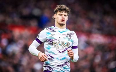 Andy Robertson Puji Kualitas Milos Kerkez Sebagai Bek Kiri di Liverpool