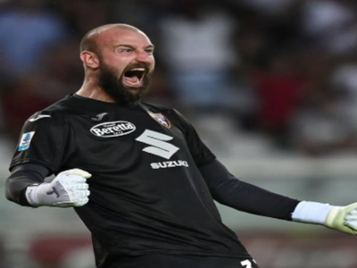 Dilirik Duo Manchester, Kiper Serbia Vanja Milinkovic-Savic Makin Naik Daun