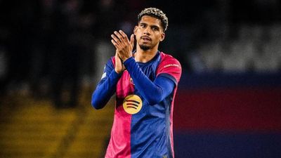 Joan Laporta Dukung Keputusan Ronald Araujo untuk Cuti Sejenak dari Barcelona