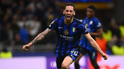 Presiden Inter Milan soal Masa Depan Hakan Calhanoglu, Pindah atau Bertahan?