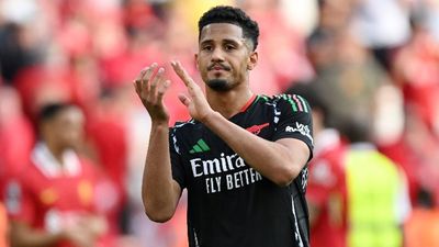 William Saliba Dikecam Usai Lakukan Blunder Fatal di Laga Liverpool vs Arsenal