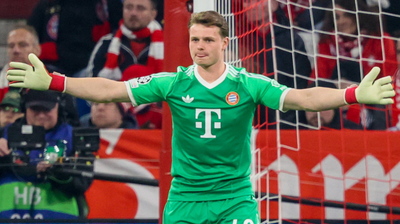 Kiper Muda Jerman Ini Berpotensi Cetak Sejarah Raih Dua Gelar Liga dalam Satu Musim, Kok Bisa?
