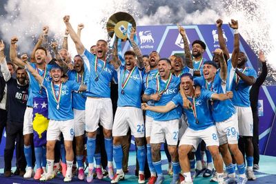Kalahkan Cagliari, Napoli Resmi Raih Gelar Scudetto Serie A Musim Ini!