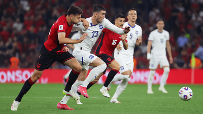 Laga Panas Albania vs Serbia: Sorakan, Simbol Provokatif, dan Tensi yang Nggak Ada Habisnya!