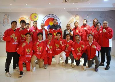 Timnas Ice Hockey Indonesia Dapat Dukungan Menpora Dito ke Ice Hockey World Championship 2024 di Kuwait
