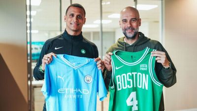 Jelang NBA Finals, Pelatih Boston Celtics Bertemu Dengan Pep Guardiola