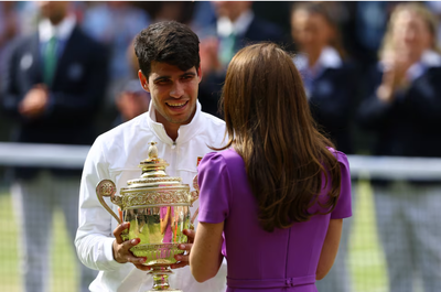 Carlos Alcaraz Juara Wimbledon 2024