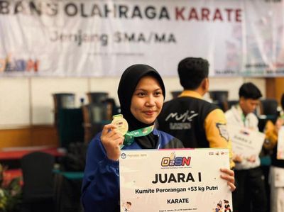 Kisah Salma Aulia, Calon Taruni Akpol Atlet Karate asal Jakarta Penyabet Medali Emas di Ajang Internasional