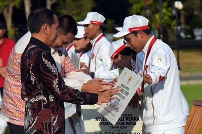 Segini Bonus yang Diberikan Presiden Jokowi untuk Atlet Paralimpiade Paris 2024