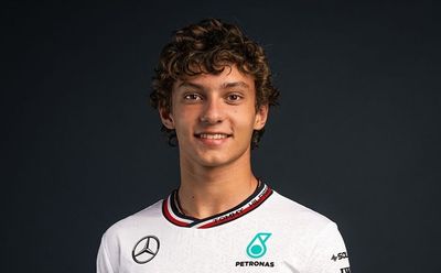 Nggak Bisa Ikut Study Tour, Penebusan Kimi Antonelli: Ajak Teman Sekolah Nonton F1