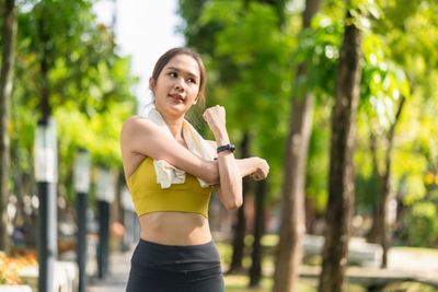 4 Olahraga yang Aman dan Nyaman Dilakuin Pas Lagi Menstruasi, Biar Tetap Aktif