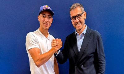 Toprak Razgatlioglu ke MotoGP 2026: Yamaha Cari Juara atau Sekadar Jualan di Turki?