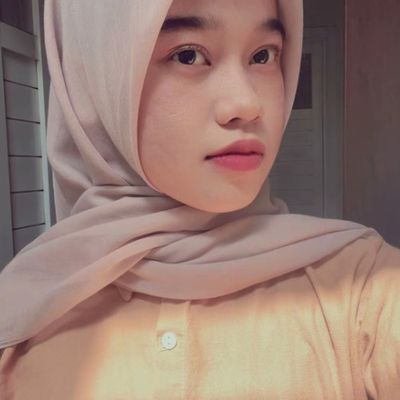 Rastra Ajeng Putri R