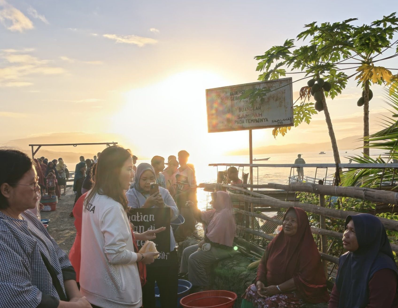 Wamen PPPA Veronica Tan Tinjau Perempuan Pesisir Maluku, Dorong Penguatan Ekonomi dan Perlindungan Anak