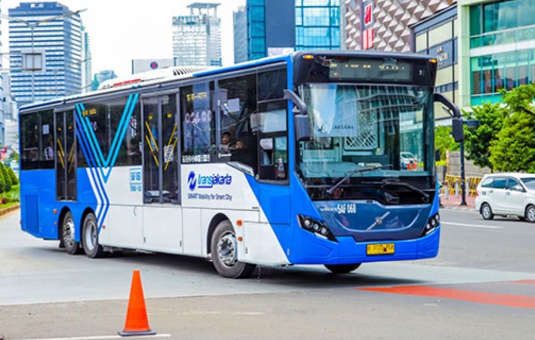 Berapa Denda Tilang Menerobos Jalur Busway? Ini Penjelasan Lengkapnya