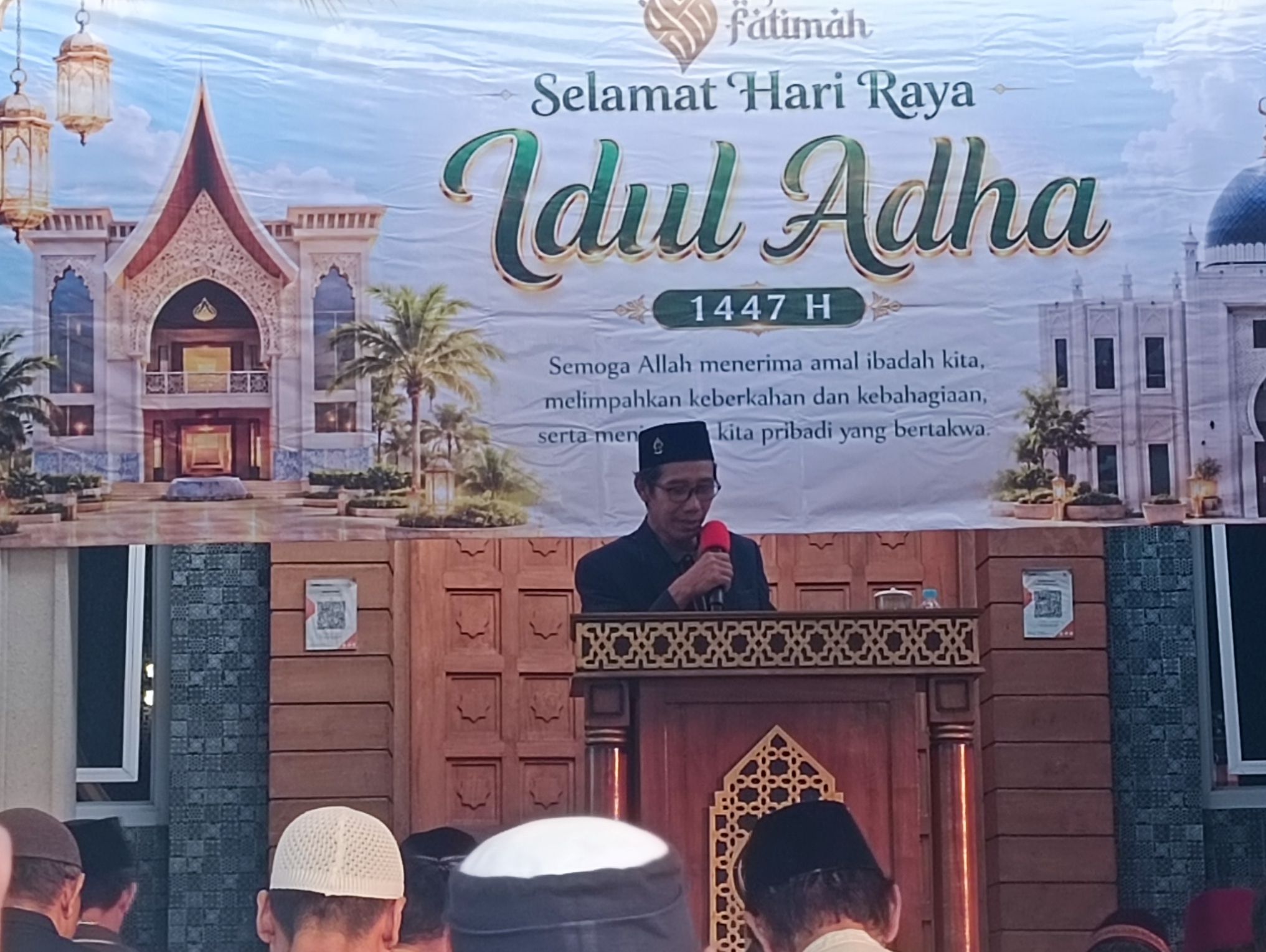 Lautan Takbir dan Sujud Syukur, Suasana Khidmat Salat Id di Masjid Fatima Kota Malang