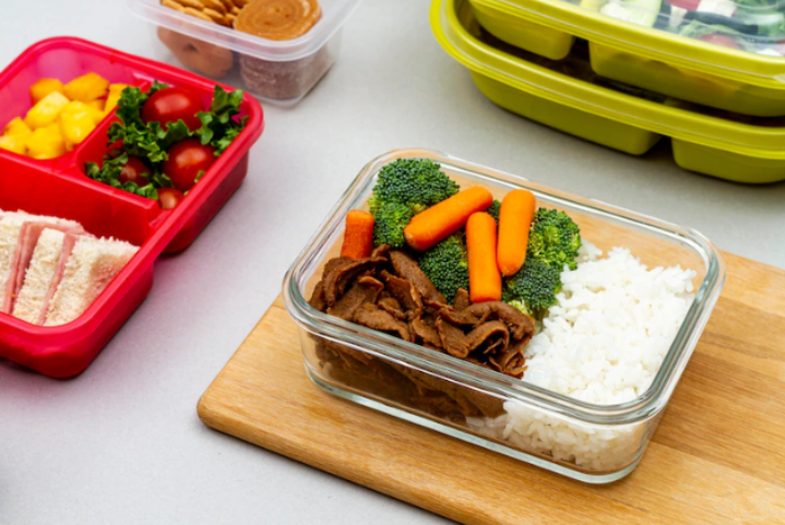 7 Ide Bekal Hari Pertama Sekolah Anak, Biar Si Kecil Semangat dan Nggak Rewel