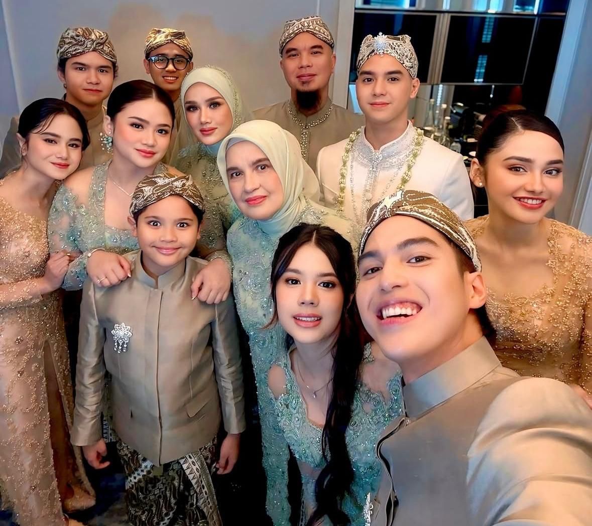 Gaya Busana Shafeea & Muhammad Ali Anak Mulan-Dhani di Pernikahan Al Ghazali Disorot Warganet