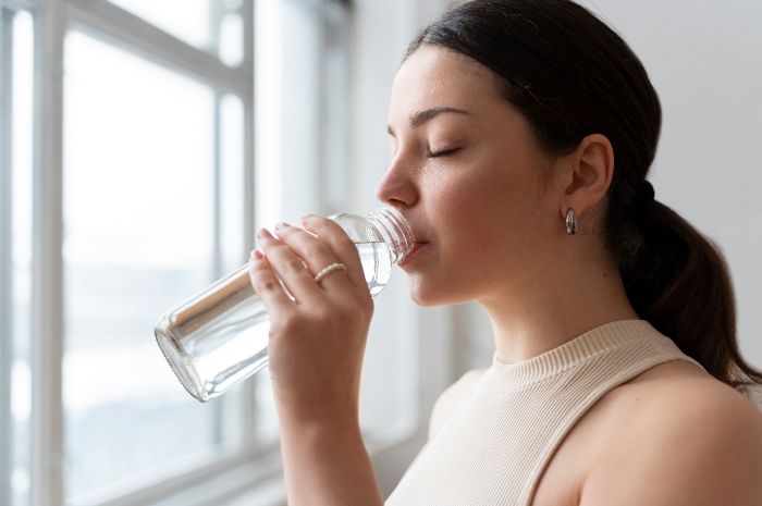 Bukan Cuma Haus, Ini Efek Kurang Minum ke Kesehatan Kamu