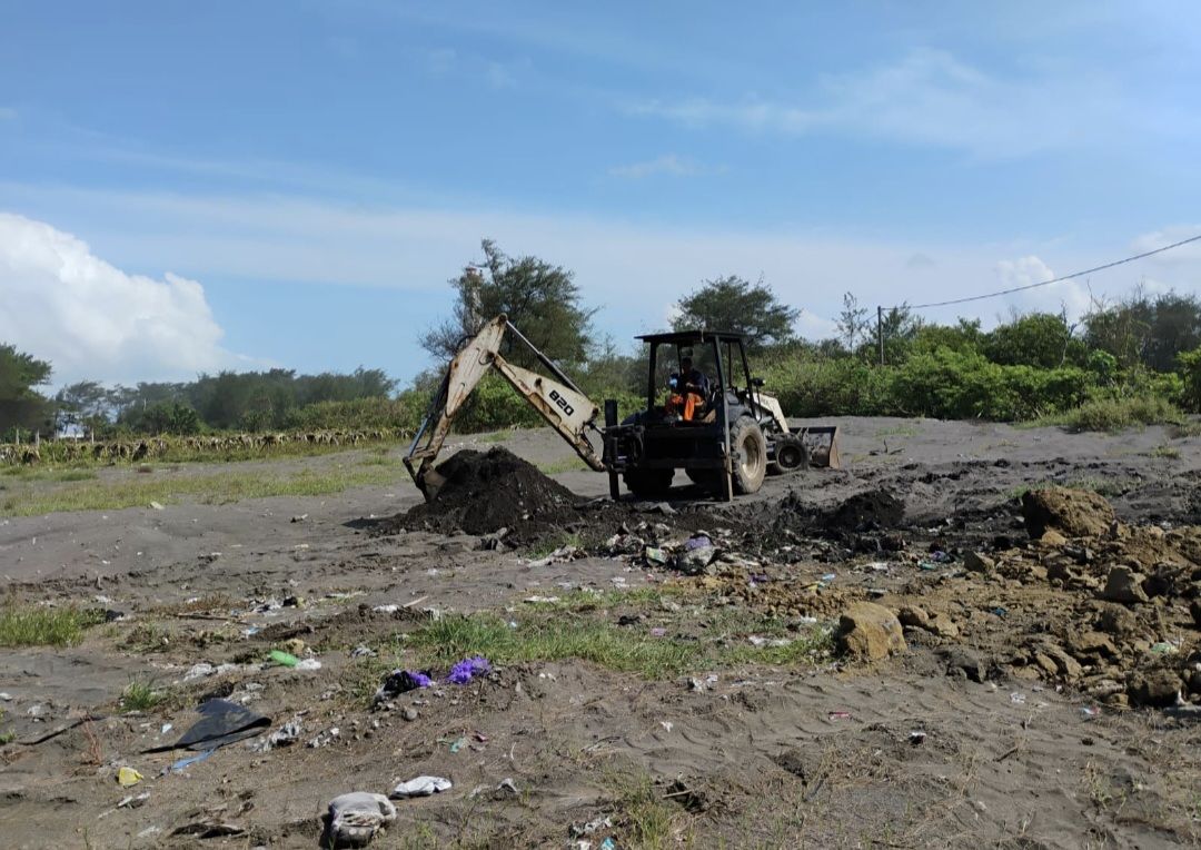 WALHI Yogyakarta Desak Pemulihan Pantai Pandansari: Kawal Pembongkaran TPS Liar
