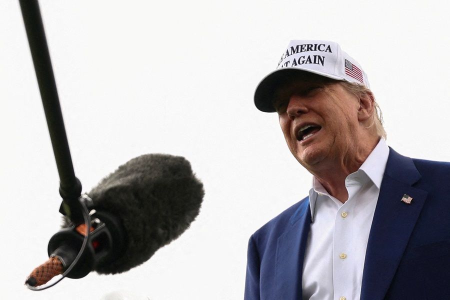 Donald Trump Kerahkan Kapal Selam Nuklir ke Dekat Rusia Usai Pernyataan Kontroversial Dmitry Medvedev