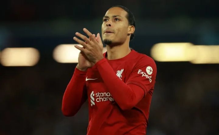 Virgil Van Dijk Desak Liverpool Datangkan Penyerang Baru Sebelum Bursa Transfer Ditutup