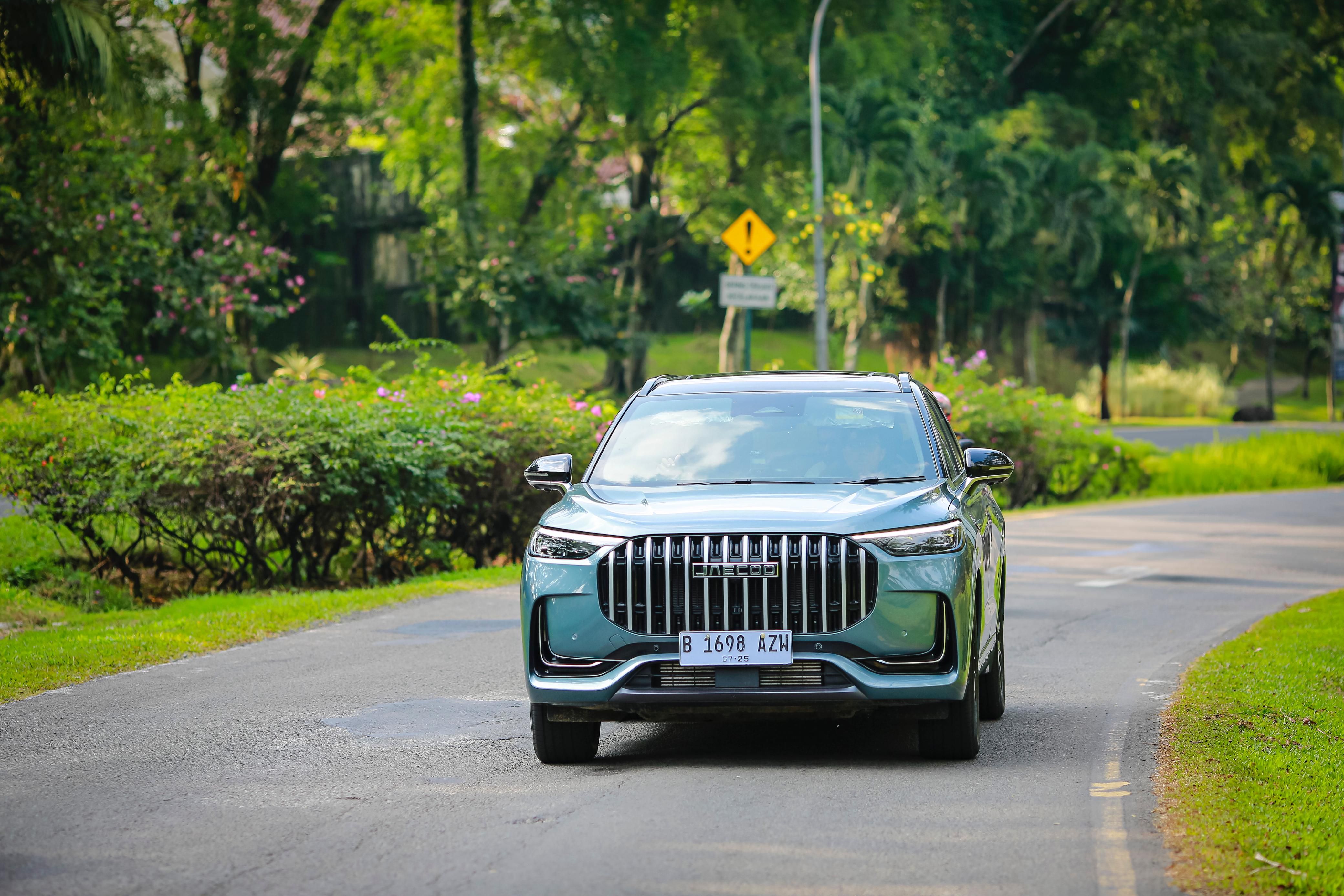 Intip Harga Jaecoo J8 SHS Hybrid Terbaru 2025 yang Baru Dirilis, Pakai Mesin Hybrid Super Irit!