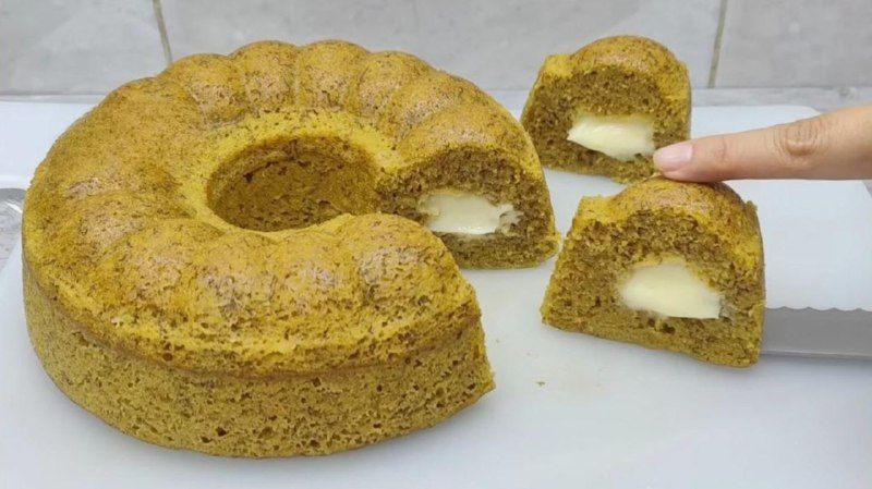 17 Ide Nama Usaha Bolu Pisang Keju Lumer yang Bikin Ngiler dan Cepat Laku