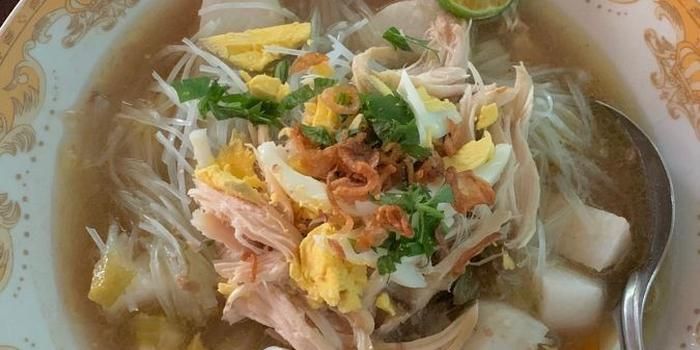 Soto Banjar vs Ketupat Kandangan: Mana yang Lebih Cocok dengan Jiwa Kuliner Anda?