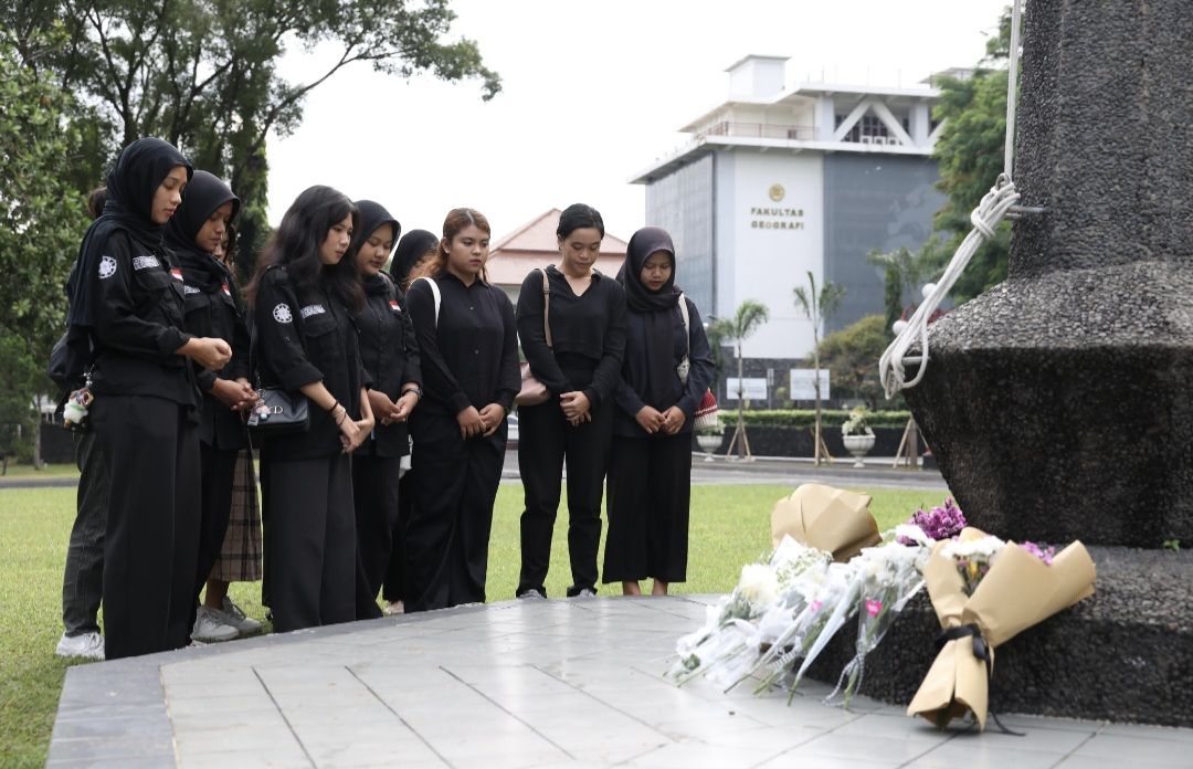 Update Terbaru Usai Insiden Laka Laut Menimpa Mahasiswa UGM di Maluku Tenggara, Wakil Rektor Arie Sujito : Mahasiswa yang Trauma difasilitasi Pulang