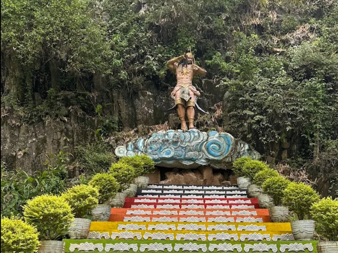 Taman Kemesraan Pujon: “Negeri Dongeng” Baru di Lereng Malang